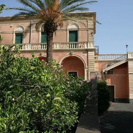 Dei Leoni Santa Tecla